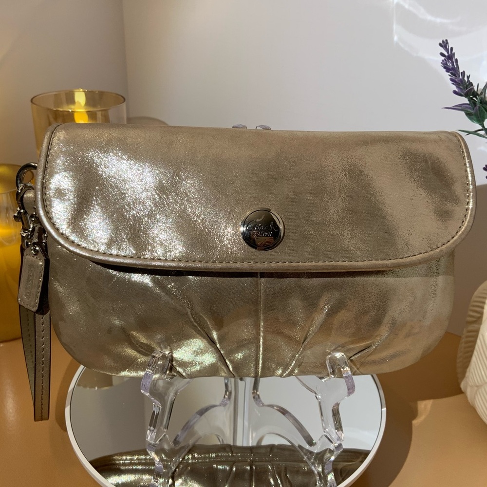 Coach Metallic Shimmering Gold Leather Clutch/Wristlet EUC